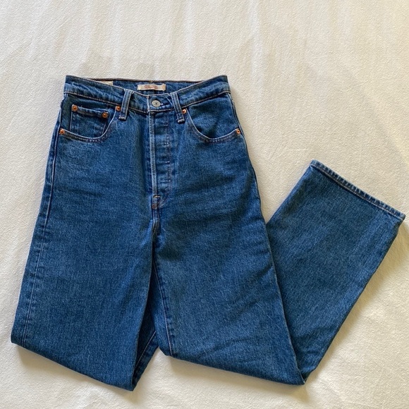 Levi's Ribcage Wide Leg Jeans - Picture 9 of 14